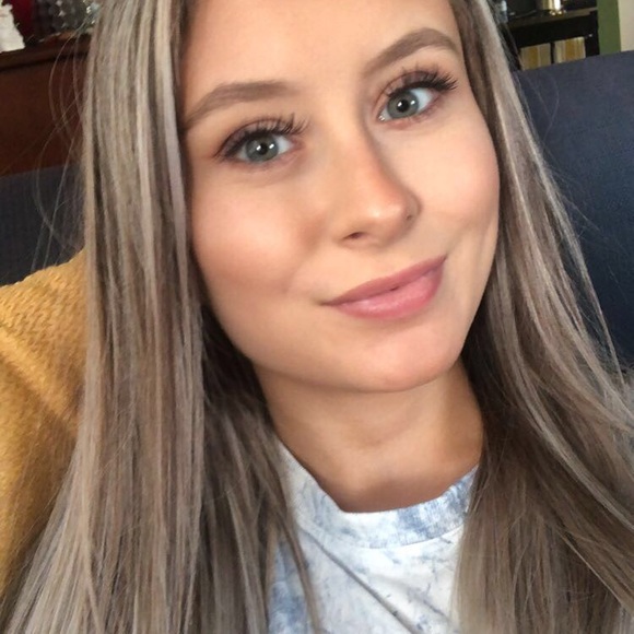 Meet your Posher, Nikki - Picture 4 of 6